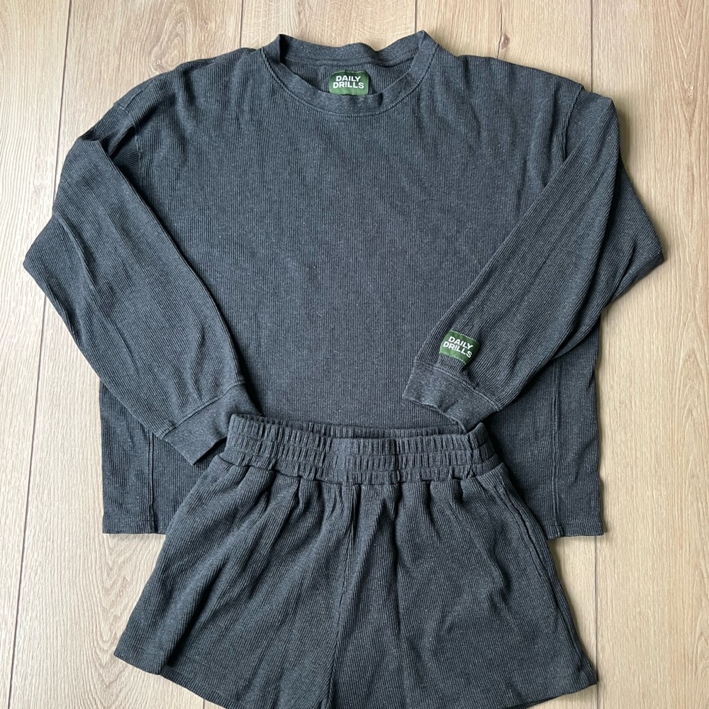 Daily Drills Thermal Resort Set in Vintage Black